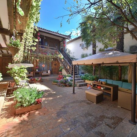 Lewo Guest House Lijiang (Yunnan) Exterior foto